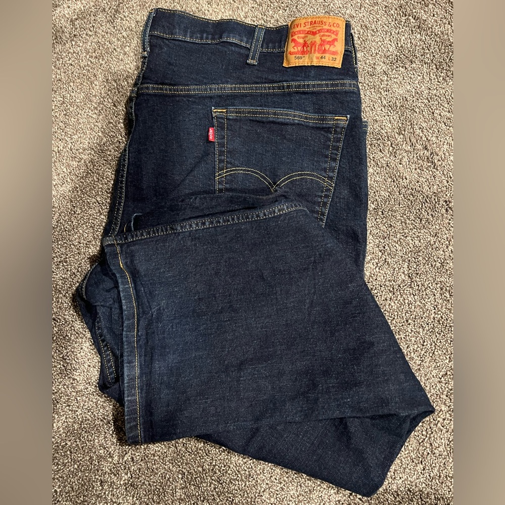 Men’s Levi jeans